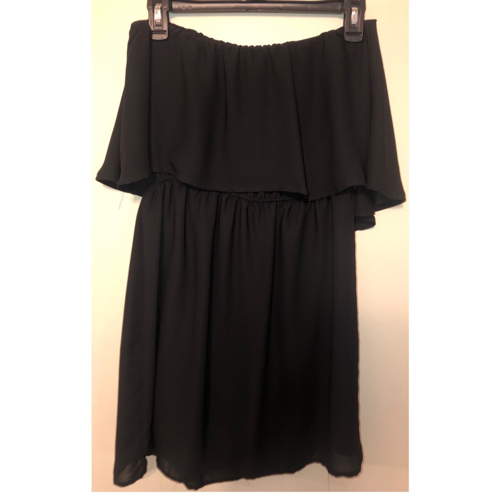 Black strapless dress